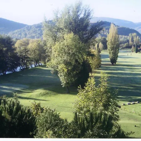 Pyrenees Passions - De Charmes & Caractere