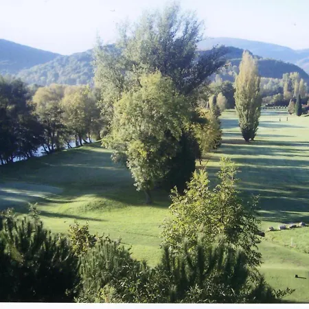 Domaine Pyrenees Passions - De Charmes & Caractere