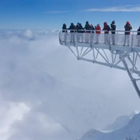 Domaine Pyrenees Passions - De Charmes & Caractere *