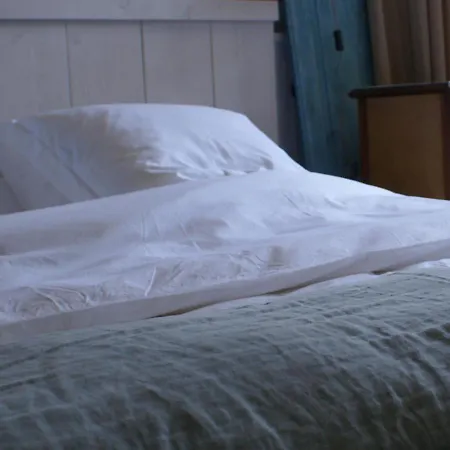 Domaine Pyrenees Passions - De Charmes & Caractere *