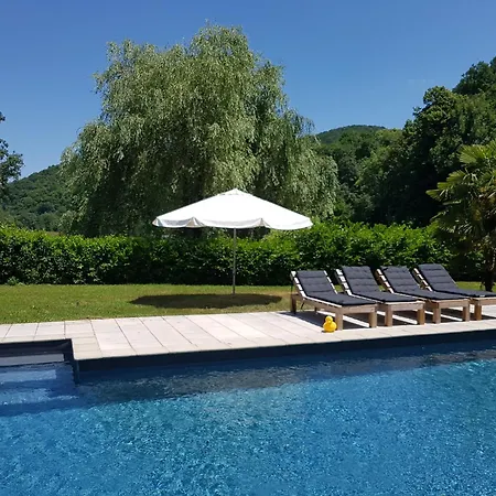 בית נופש Domaine Pyrenees Passions - De Charmes & Caractere *