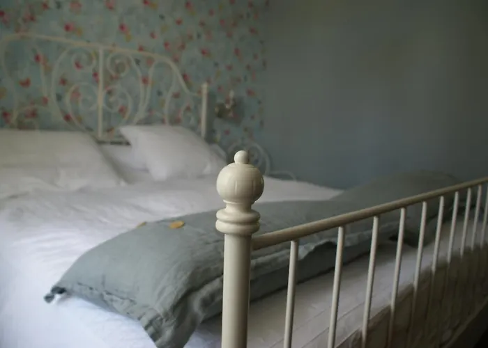 Domaine Pyrenees Passions - De Charmes & Caractere Estadens