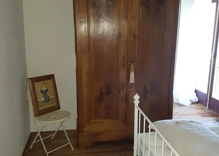 Domaine Pyrenees Passions - De Charmes & Caractere