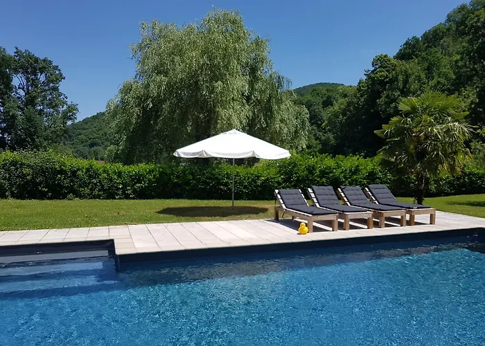 Feriehus Domaine Pyrenees Passions - De Charmes & Caractere *